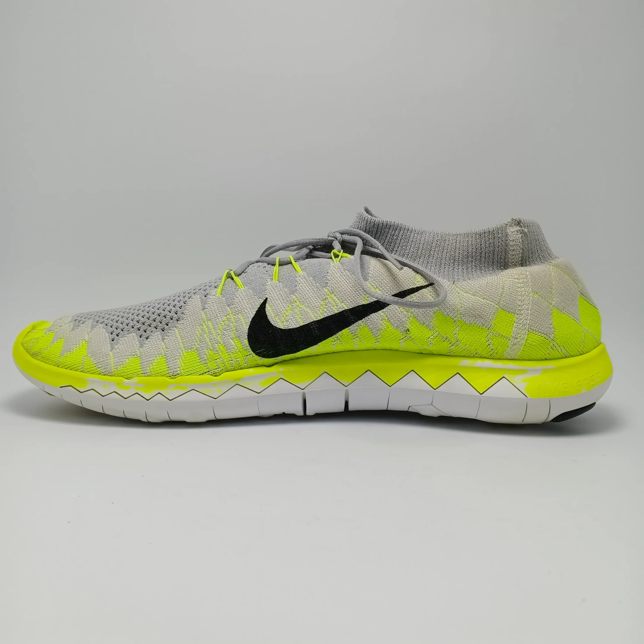 Nike Free 3.0 FlyKnit - Image 3