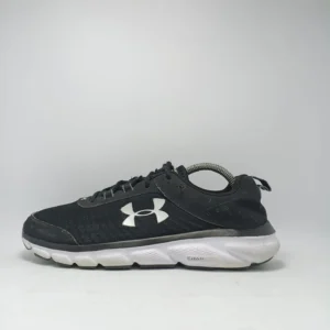 Under Armour Charged Assert 8